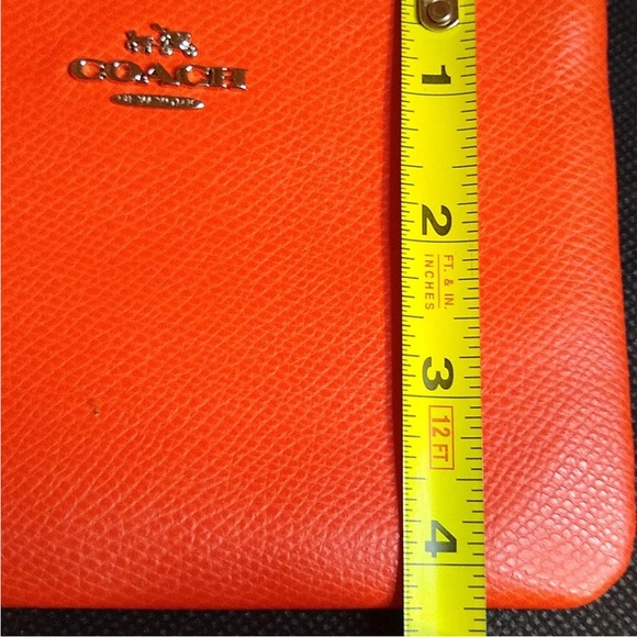 COACH WRISTLET Orange 6"X 4"  Pebble Leather / Tag / Mini Type - Picture 11 of 12